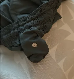 Lululemon Hotty Hot Lined Shorts 2.5" thumbnail 3