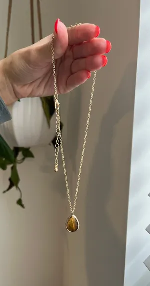 Boutique Gold Necklace thumbnail 1