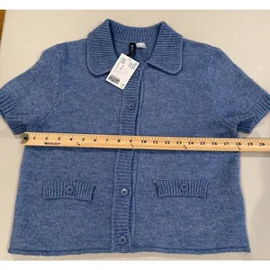 NEW H&M Button Up Sweater Top Womens Med. Wool Knit Short Sleeve Travel Minimal thumbnail 4