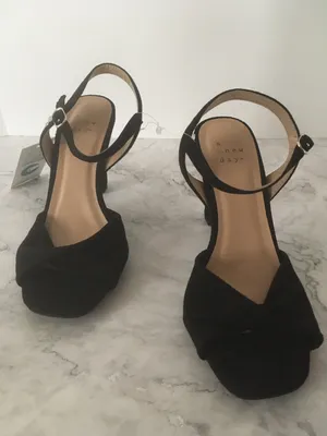 Black Heels, Size 6 thumbnail 2