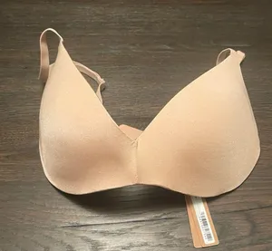 SKIMS NWT Body Push-Up Bra MICA 30D *SMALL FLAW* thumbnail 1