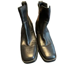 Women's Naturalizer Emmy Black Leather Ankle Boots With Side Zipper & 2-Inch Hee thumbnail 2