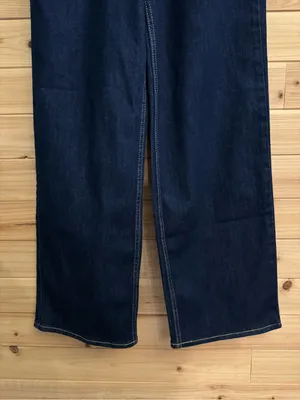 NWT Old Navy Size 4 High Rise Wow Wide Leg Denim Jeans thumbnail 3