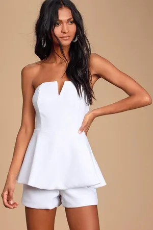 Lulus Where You Are White Strapless Romper Cute Party Bridal Vacation XS NWT thumbnail 1