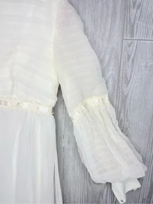 Vintage 1960s / 70s sheer tulle wedding dress white cream w/ long detail sleeves thumbnail 8
