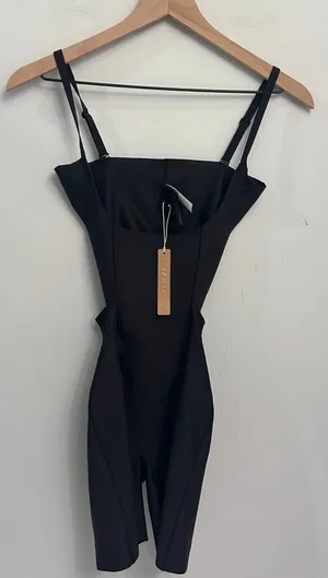 Skims Body core sculpt open back mid thigh bodysuit onyx small New with tags thumbnail 1
