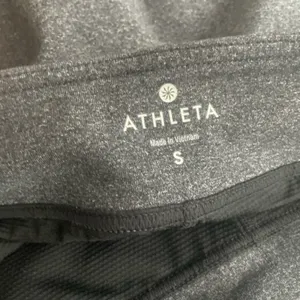 Athleta Gray Skort - Size Small thumbnail 5