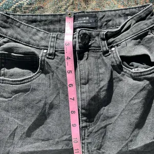 Y2K Cotton On High Rise Stretch Mom Jeans Black Distressed Preppy Size 4 Grunge thumbnail 12