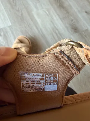 UGG Sungaze Suede Strappy Sandal in Chestnut thumbnail 11