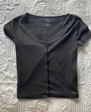 Hollister Black Crop Top thumbnail 1