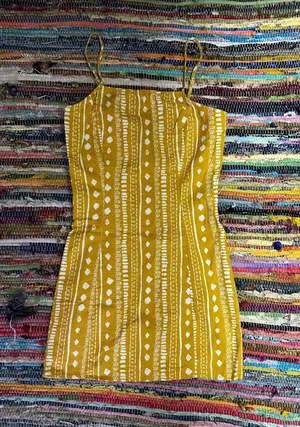 Dress thumbnail 1