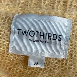 Two Thirds Women's Yellow Alpaca Button Down Long Sleeve Cardigan Sweater Top M thumbnail 4