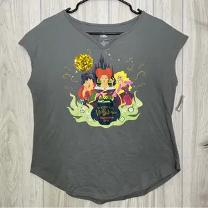 NEW Disney Hocus Pocus Villain Spelltacular Magic Kingdom 2019 Tee T-Shirt NWT thumbnail 3