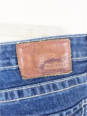 BKE Hazel Curvy Fit Distressed Five Pockets Blue Denim Jeans Size 33L Western thumbnail 10