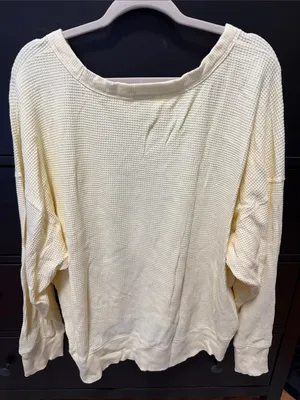 Aerie pale yellow thermal thumbnail 4