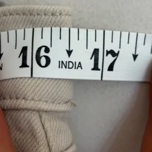 Abercrombie & Fitch Curve Love Ultra High Rise 90s Straight Jeans Beige 31‎ 12R thumbnail 3