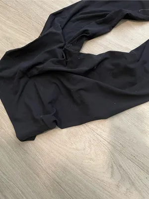 High-Waist Black Women's Leggings - Sleek Everyday Stretch thumbnail 3
