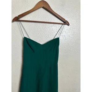 Reformation Juliette Dress in Emerald Green size 0 Sweetheart Tie Strap Mid Slit thumbnail 5