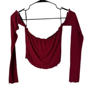 Forever 21 Red Ribbed Off the Shoulder Long Sleeve Cropped Top Women Sz S thumbnail 1