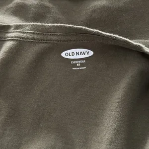 Old Navy Olive Green Short Sleeve Tshirt‎ Sz XS thumbnail 5
