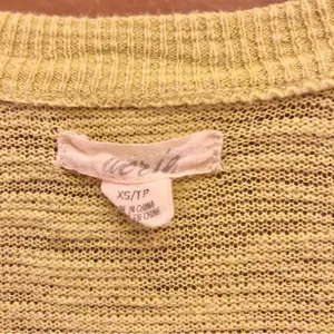 Aerie Button Front Short Sleeve V Neck Light‎ cardigan Neon Green Yellow XS thumbnail 3