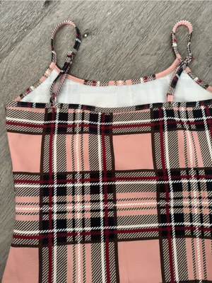 SHEIN Pink Plaid Cami Bodycon Mini Dress Size Small thumbnail 4