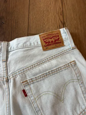 Levi’s denim shorts  thumbnail 4