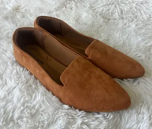 DREAM PAIRS Comfortable Pointed Toe Slip-On Loafers size 8 @ thumbnail 1