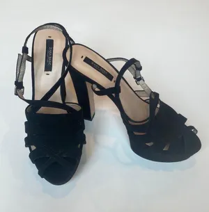ZARA SZ 8 (39)   Suede Platform Heels EXCELLENT Condition! thumbnail 1