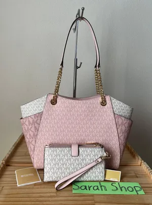 Michael Kors Purse And Wallet thumbnail 2