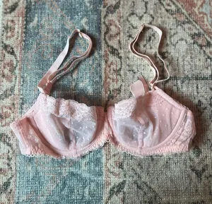 pink bra Size 34 B thumbnail 1