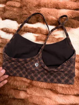 Lululemon bra thumbnail 2