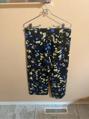Anthropologie Maeve Colette Cropped Wide Leg Pants in Black & Blue Floral thumbnail 4