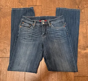 Lucky Brand NWOT Decorative Back Button Pocket Bootcut Jeans thumbnail 1