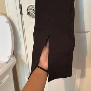 Old Navy Flare Leggings thumbnail 3
