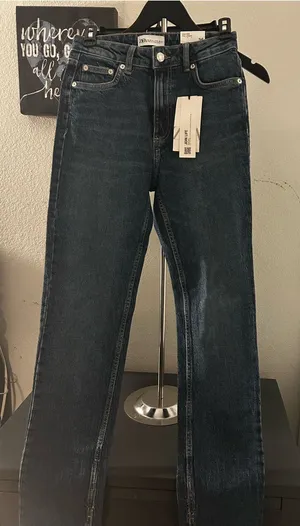 Zara Dark Blue Straight-Leg Women’s Jeans thumbnail 1