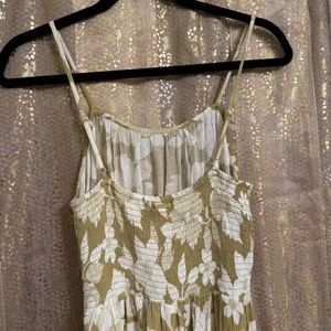 Billabong Green Ivory Your Babe Floral‎ Midi Lightweight Dress Medium thumbnail 6