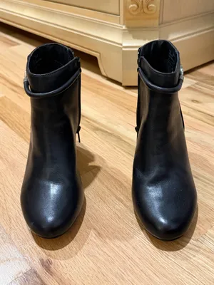 Bella-Vita leather ankle boots with buckle thumbnail 3
