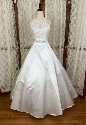 Beautiful Vintage 90s Gloria Vanderbilt Empire Waist Wedding Gown thumbnail 1