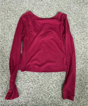 Amazon Red Longsleve thumbnail 2