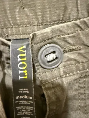 Vuori women’s medium Olive Gray Camo Cargo Pants thumbnail 6
