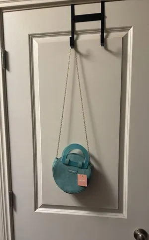 Wet Seal Chain Cross Body Purse thumbnail 2