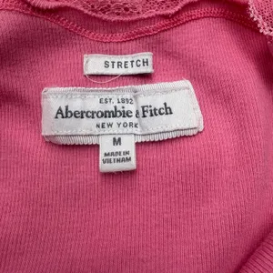 Y2K Abercrombie & Fitch Lace Tank Top Camisole Sz M Pink Stretch Ribbed Coquette thumbnail 8
