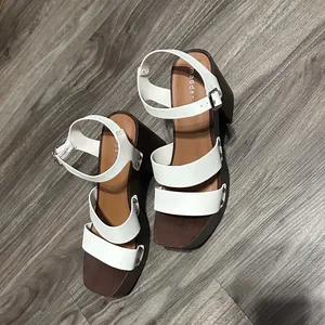Madden Girl Cream Strappy Sandals thumbnail 3