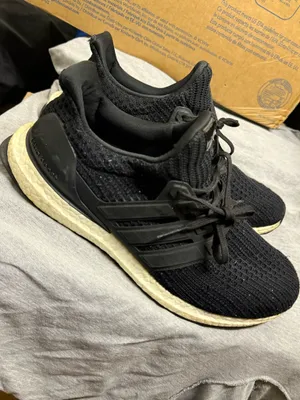 Adidas UltraBoost Mens Size 9.5 Running Shoes Core Black thumbnail 2