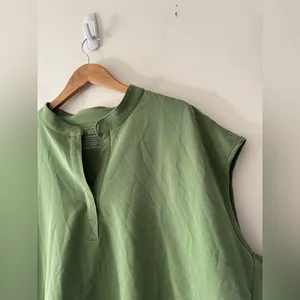 FIGS Technical Collection Rafaela Oversized‎ Green Scrub Top 4X thumbnail 2