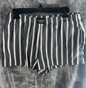 vs pink shorts thumbnail 2