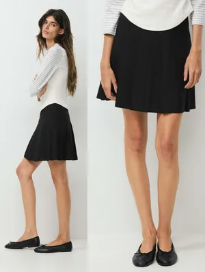 Aritzia Sunday Best Olive Micro Skirt Black thumbnail 2