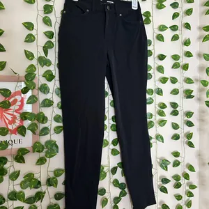 Nike black pants/ jeans size 0 slim fit women’s thumbnail 2