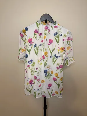 Tamara H. Women's Floral Print Short Sleeve‎ Ruffle Neck Blouse thumbnail 3